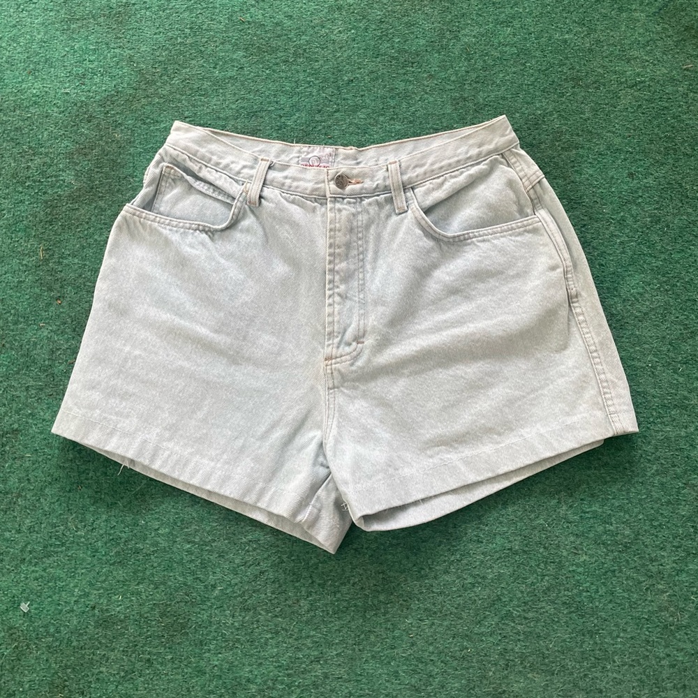 Vintage Denim Republic Jean Shorts 🌸 Size 13/14 (not accurate) (10/12)